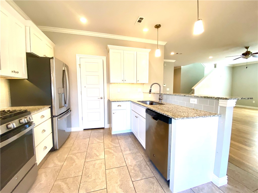 Park Central PUD Ph 1 Lowell - Residential Lease