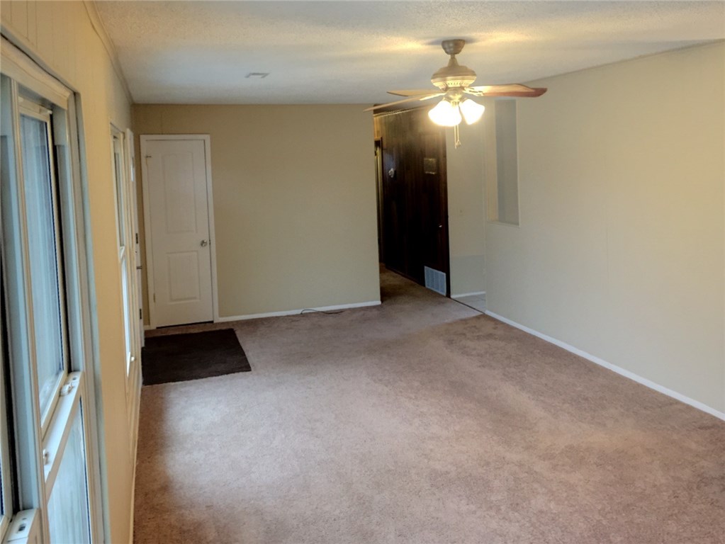 Springdale Outlots - Residential Lease