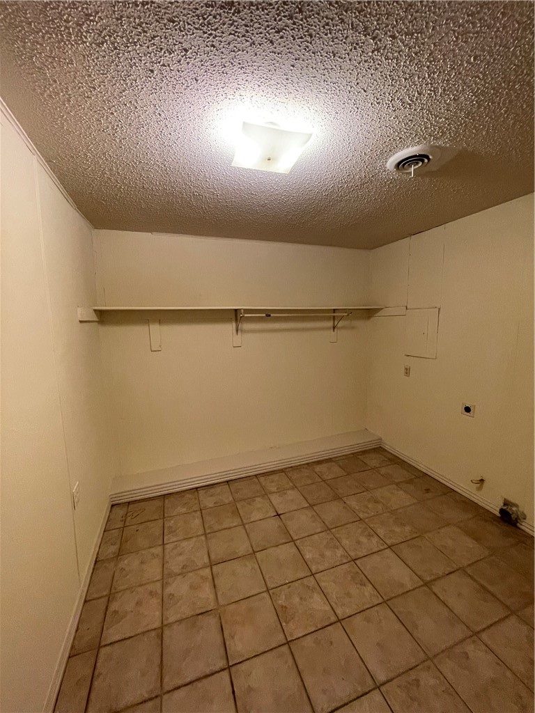 White Hills Add Ii - Residential Lease