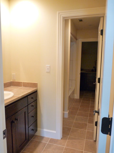 Bridgedale Sub - Residential Lease