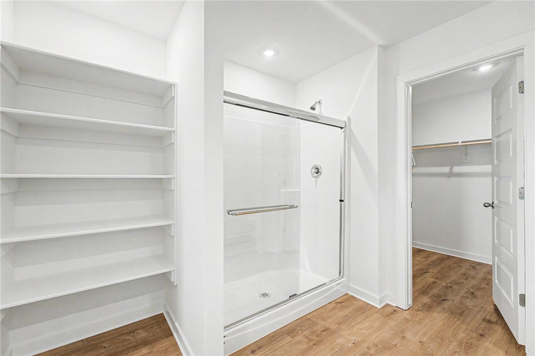 West Wind, Phase 1 - Residential Lease