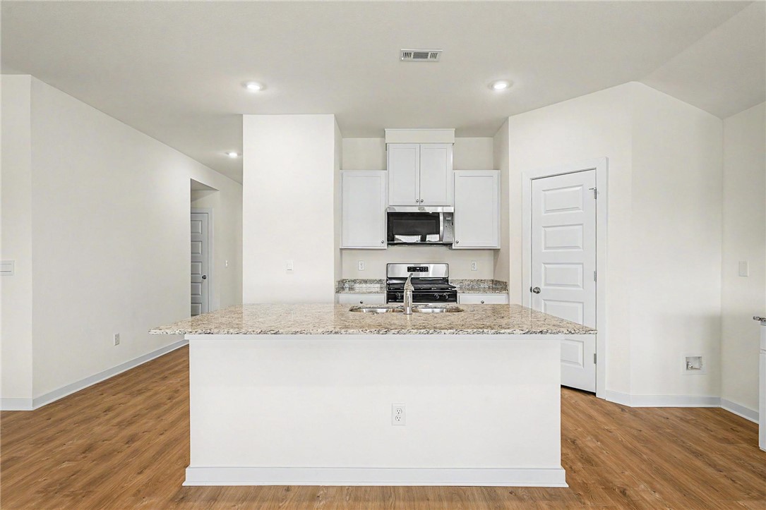 West Wind, Phase 1 - Residential Lease