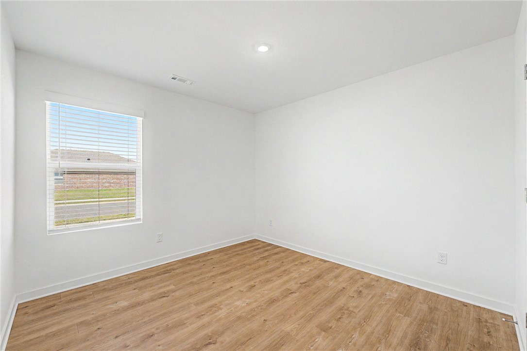 West Wind, Phase 1 - Residential Lease