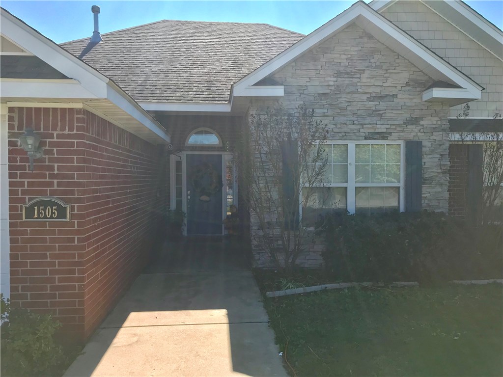 Standing Oaks Sub Blk III Pea Ridge - Residential