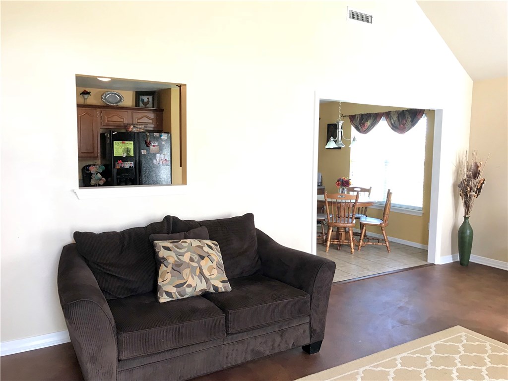 Standing Oaks Sub Blk III Pea Ridge - Residential