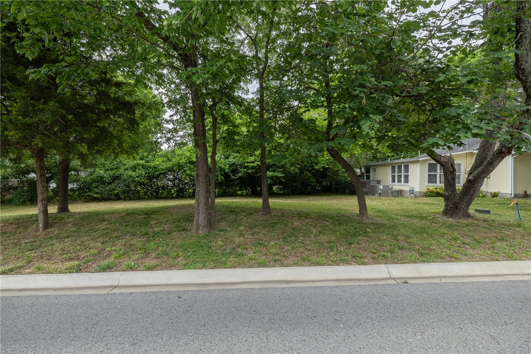 Fayetteville Outlots - Land