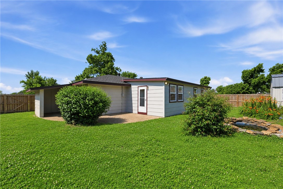 Fairchild Cannon Add Rogers - Residential