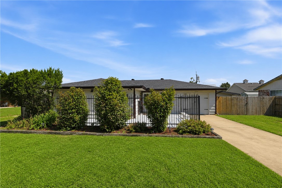 Fairchild Cannon Add Rogers - Residential