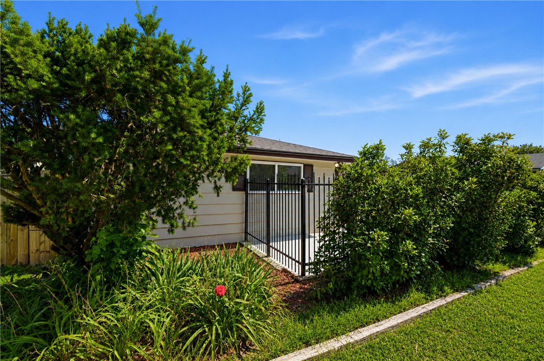 Fairchild Cannon Add Rogers - Residential