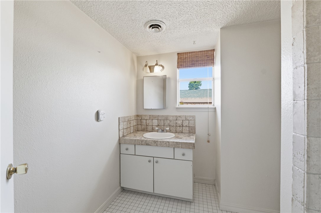 Fairchild Cannon Add Rogers - Residential