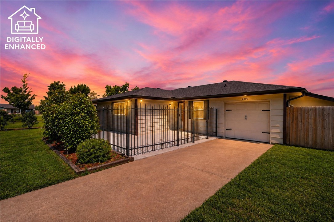 Fairchild Cannon Add Rogers - Residential
