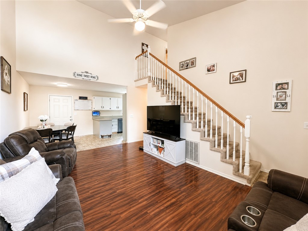 Wood Ridge Park - Residential
