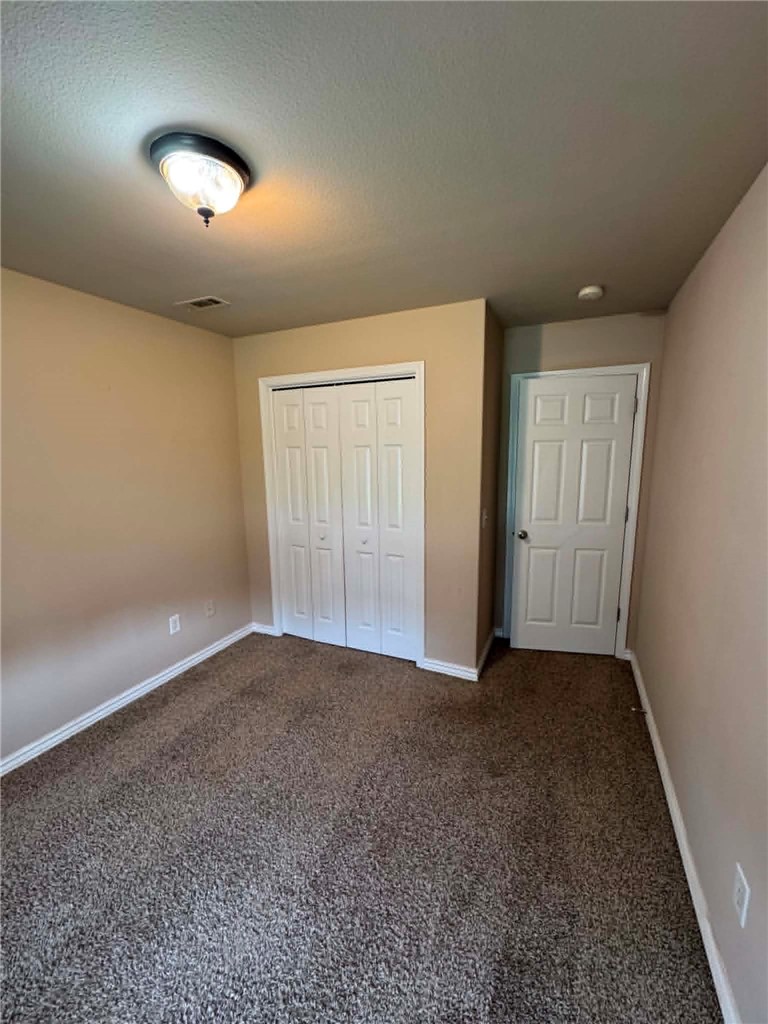 Oakwoods Sub Ph Iii - Residential Lease
