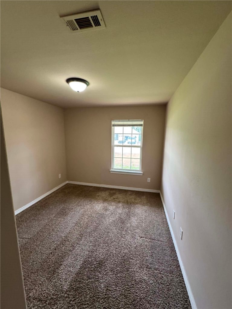 Oakwoods Sub Ph Iii - Residential Lease