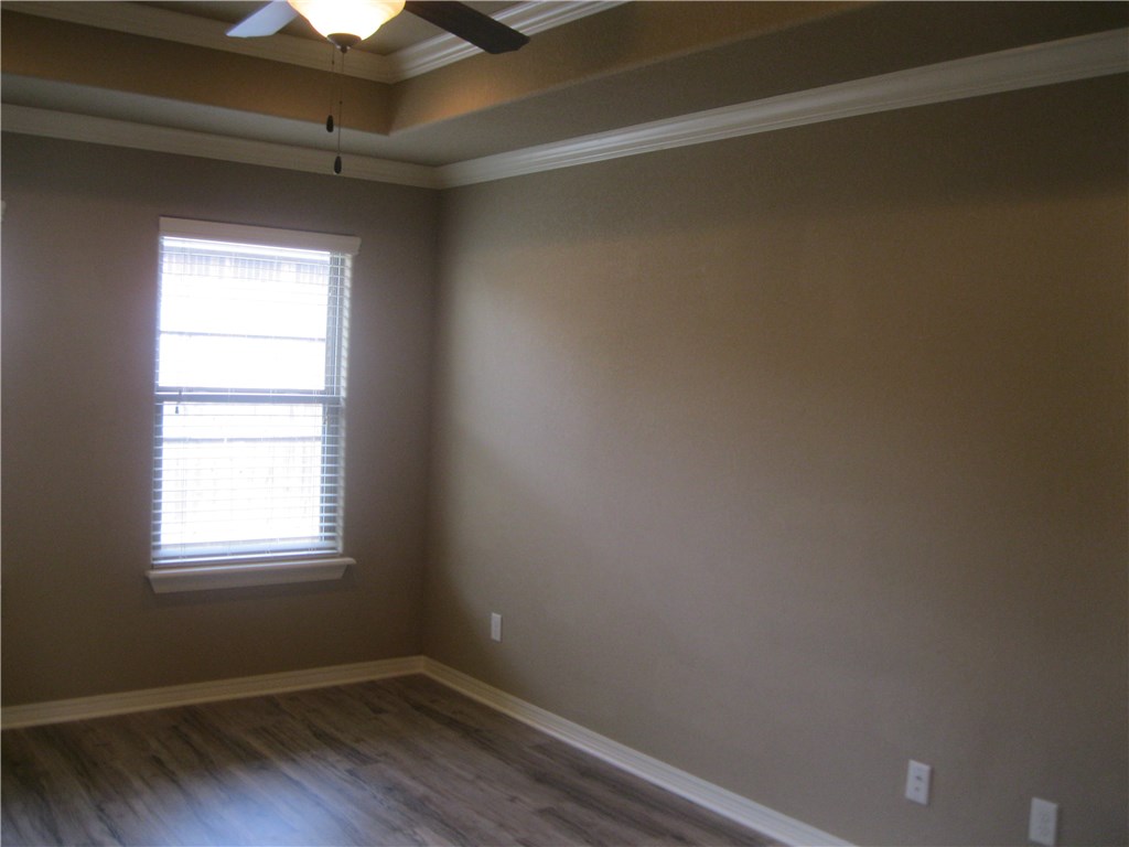 Garrett Road Sub Rogers - Residential Lease