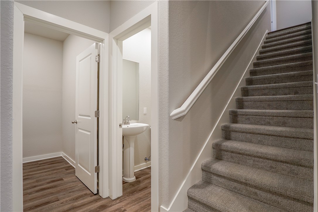 Forest Hills Cottages HPR - Residential Lease