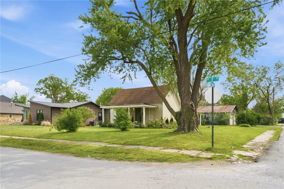 Railroad Add Bentonville - Land
