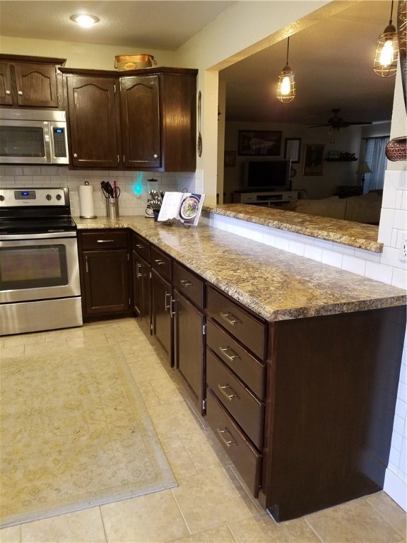 Round Prairie Estate Ph 1 Gentry - Residential