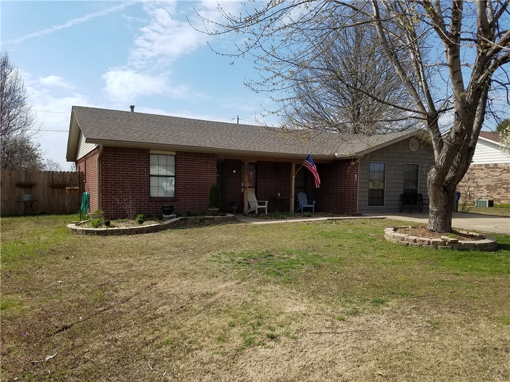 Round Prairie Estate Ph 1 Gentry - Residential