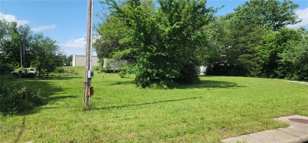 Prime commercial opportunity in the rapidly growing Farmington area! This C-2 zoned property offers outstanding potential for retail, office, service, restaurant, automotive, or a variety of commercial uses (subject to city approval). Positioned with excellent visibility and convenient access, this property is ideal for investors, developers, or business owners looking to establish a presence in one of Northwest Arkansas's fastest-growing markets. Utilities are available in the area. Don't miss this opportunity to secure commercial property with tremendous future growth potential. Buyer to verify all zoning regulations, utilities, acreage, and permitted uses.