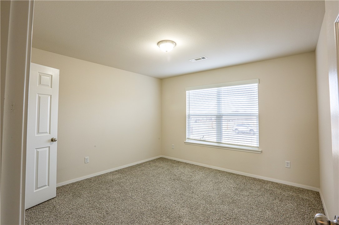 Lakewood Sub Ph Vi Lowell - Residential Lease