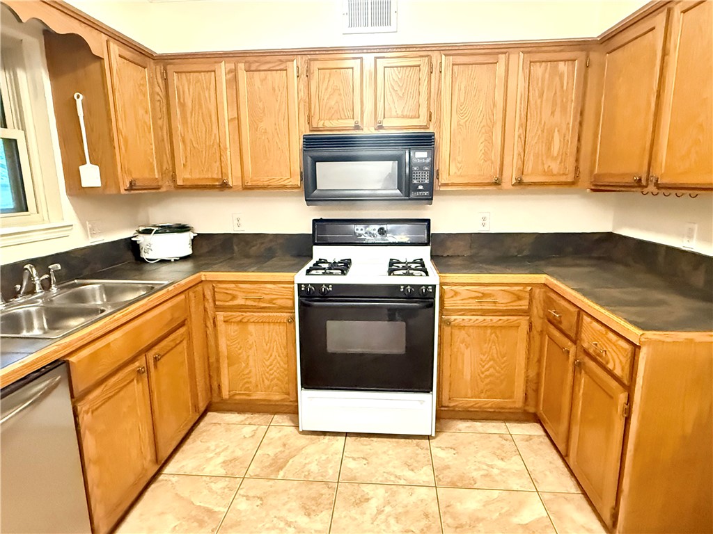 University Estates Ph Iii - Residential
