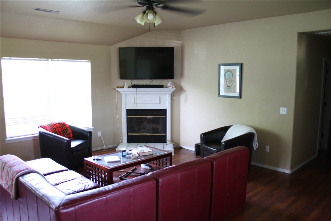 Sabre Heights Lowell - Residential