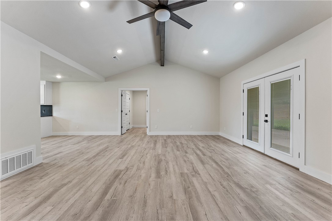 Turtle Creek Place Unit 2 Rogers - Residential
