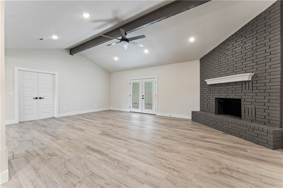 Turtle Creek Place Unit 2 Rogers - Residential