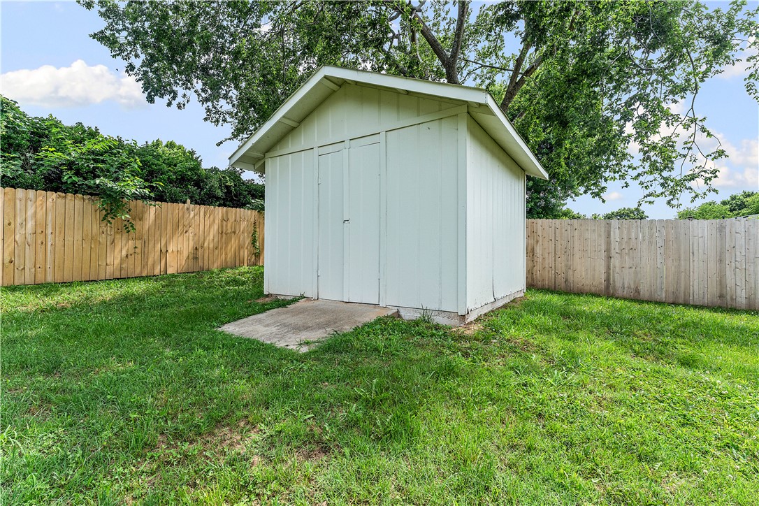 Turtle Creek Place Unit 2 Rogers - Residential