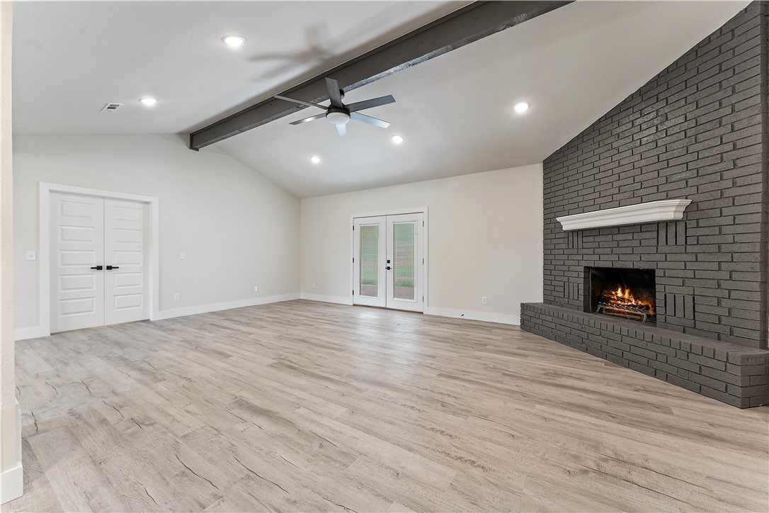Turtle Creek Place Unit 2 Rogers - Residential