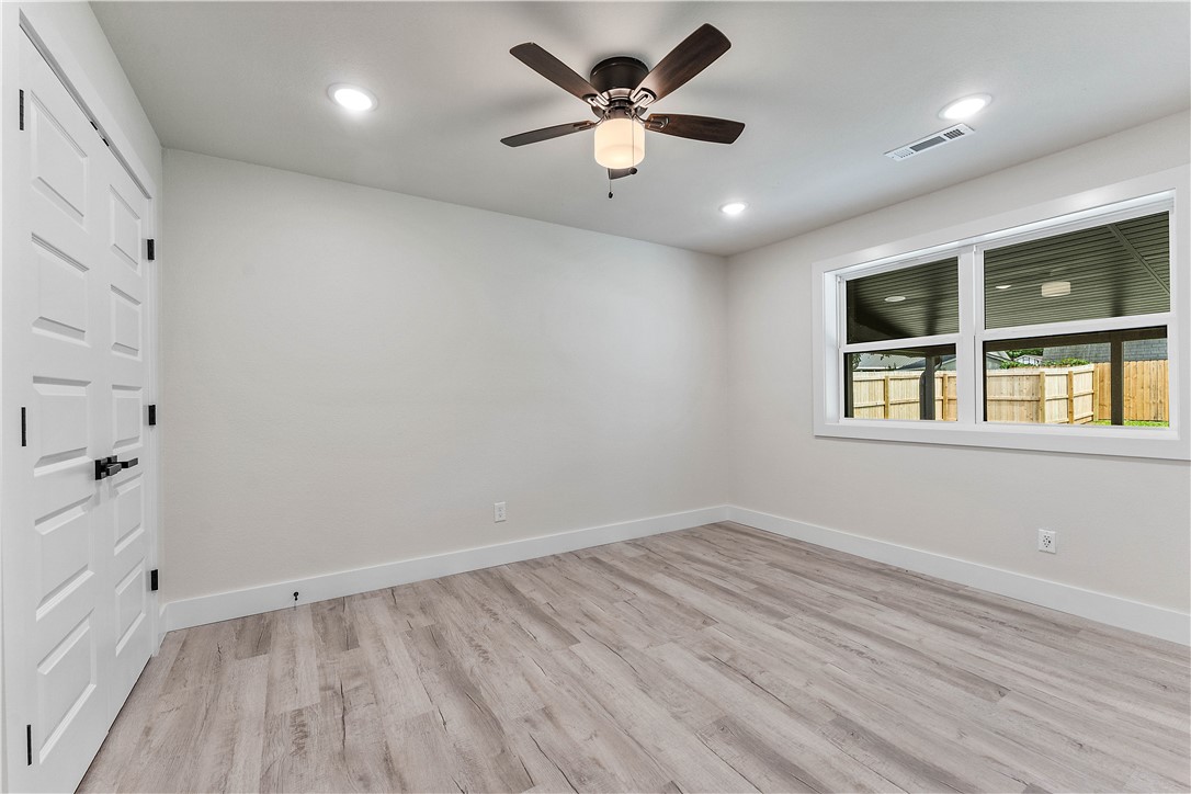 Turtle Creek Place Unit 2 Rogers - Residential