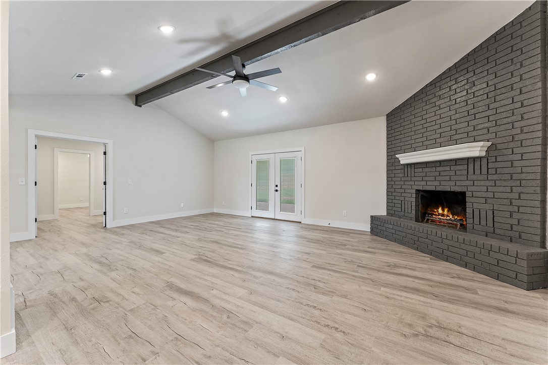 Turtle Creek Place Unit 2 Rogers - Residential