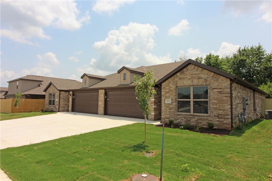 Kimmel Ridge Sub Centerton - Residential Lease