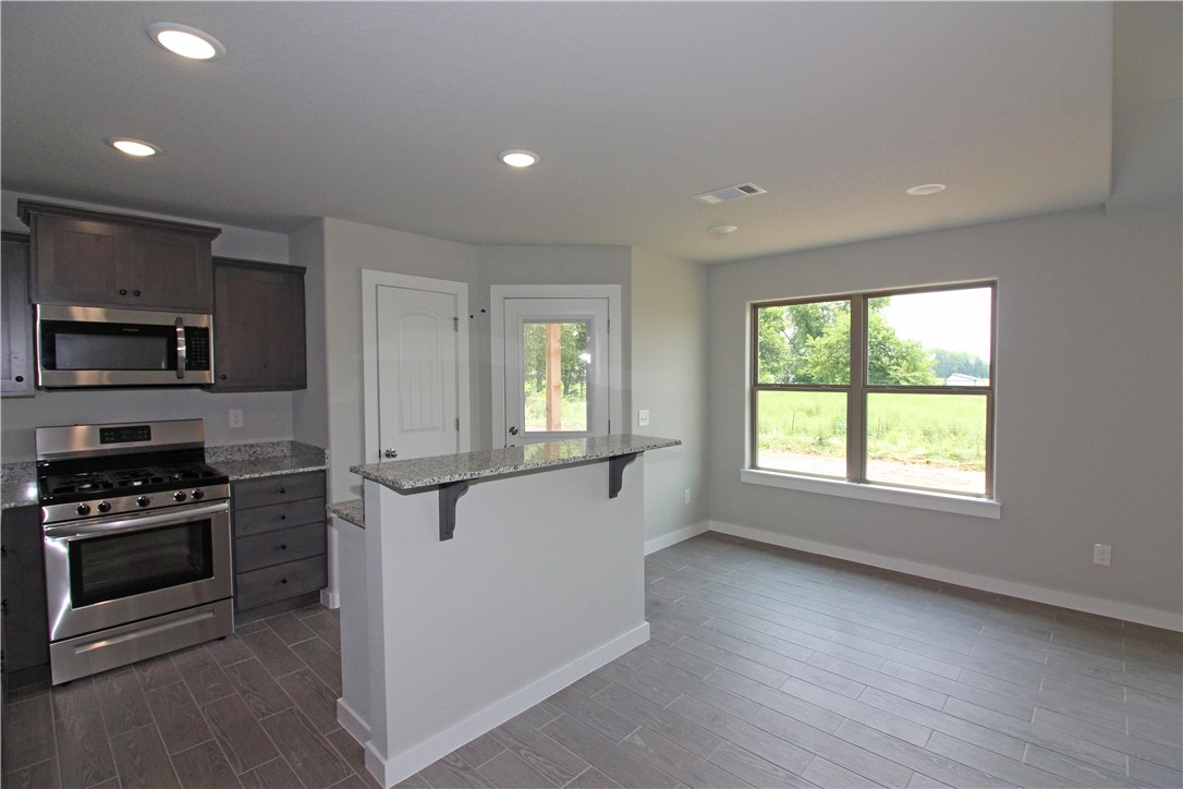 Kimmel Ridge Sub Centerton - Residential Lease