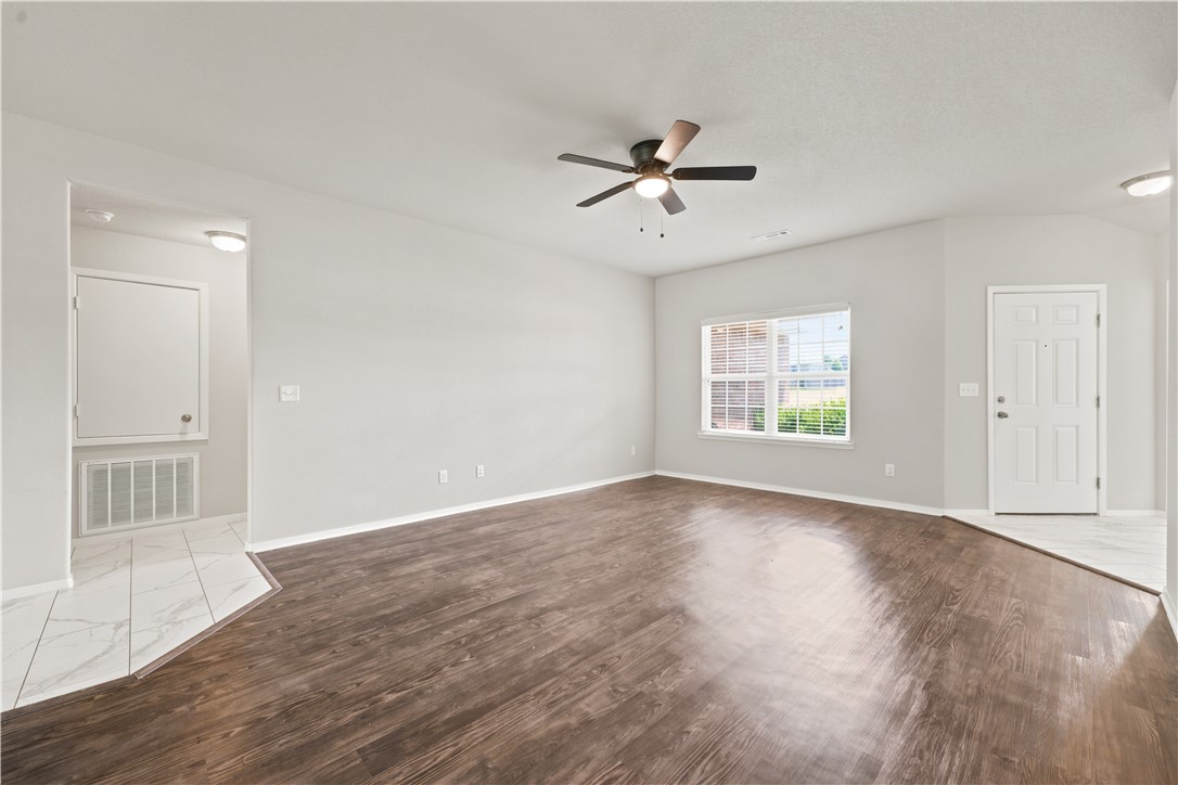 Kerelaw Castle Bentonville - Residential Lease