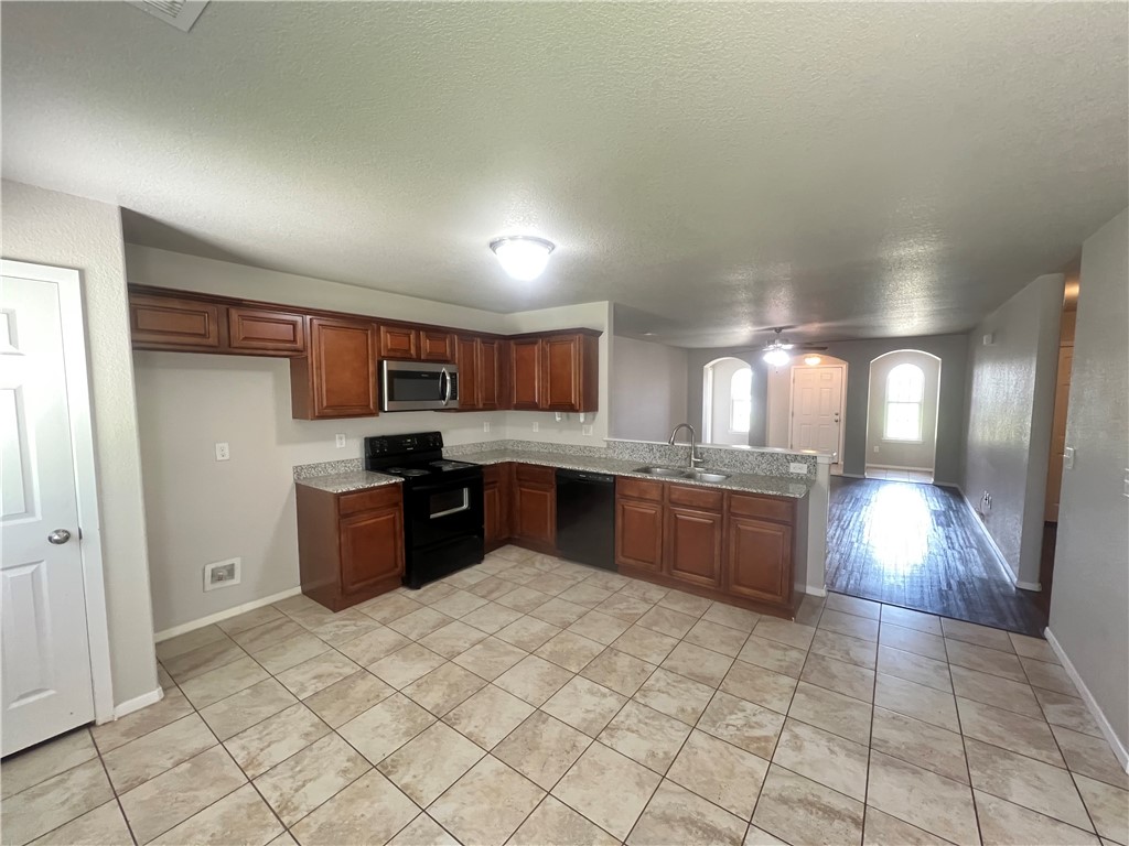 Sundowner Sub Ph 3 - Residential Lease