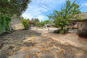 Cagle Rock Village - Residential