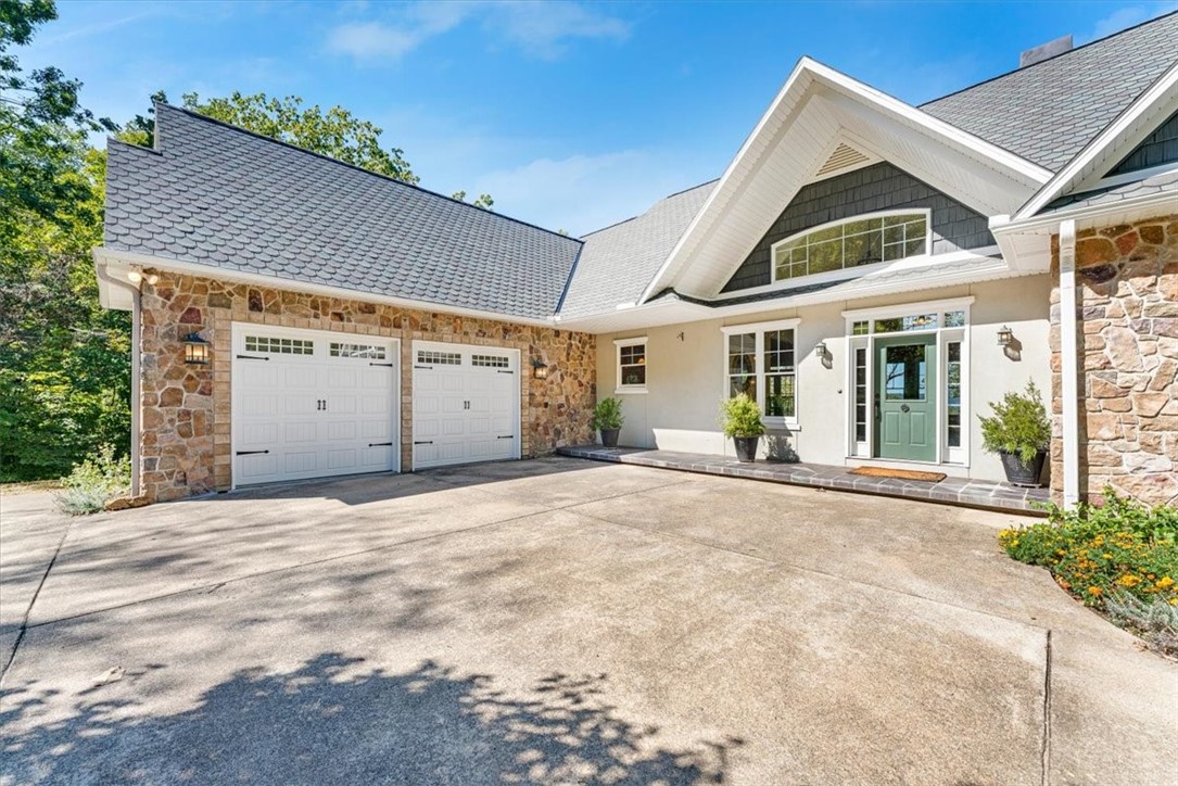 Bluff Shores - Residential