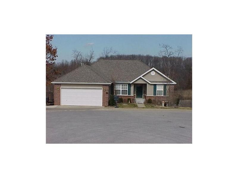 Located within minutes of downtown Bentonville. The Crystal Bridges Art Museum and the Walmart Home Office. This home features 5 bedrooms and 3 bathrooms, and granite counter tops. This home is perfect for a larger family, on a quiet cul de sac.