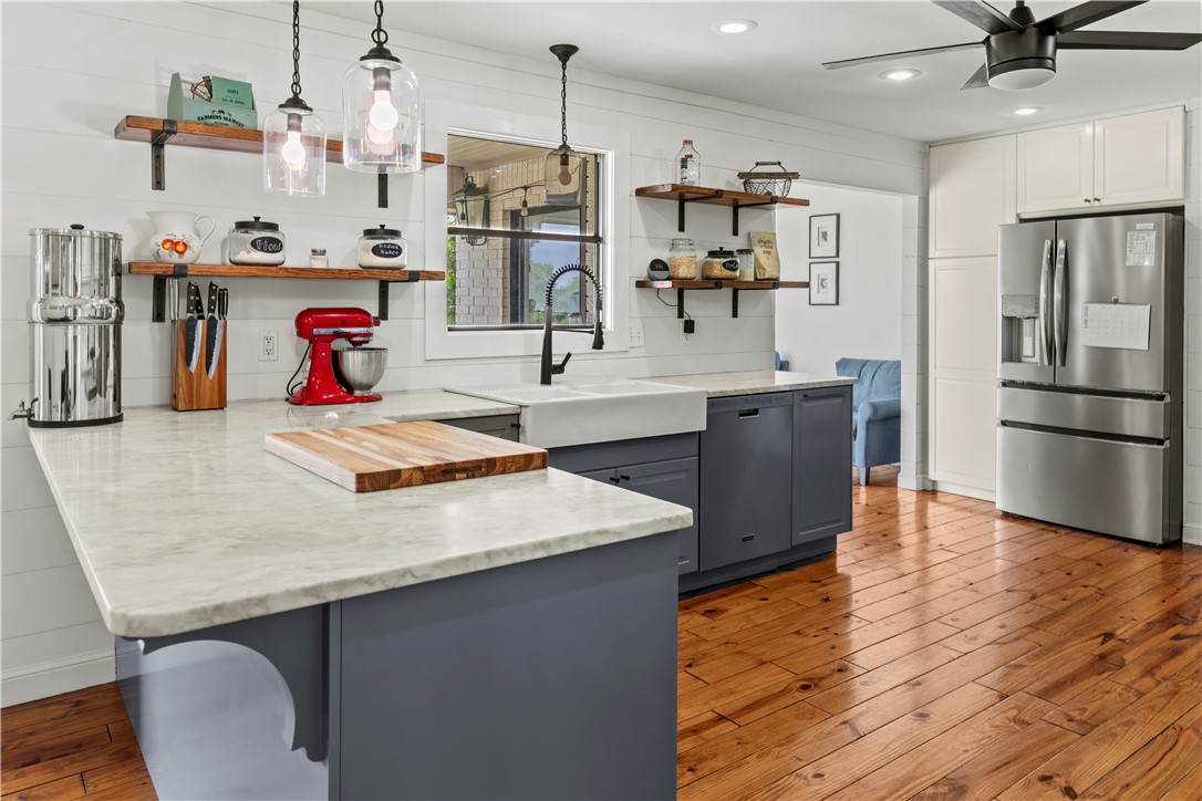 Cottonwood Estate West - Residential