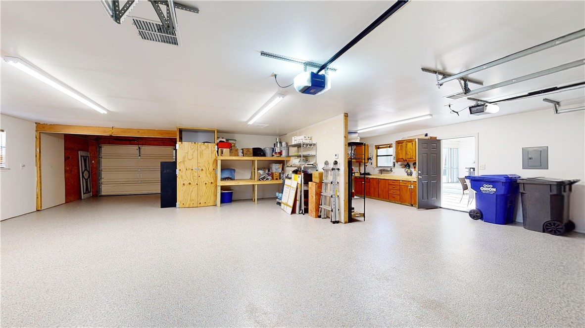 Centre Court-Rogers - Residential
