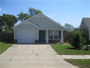Beautiful home in the Veterans Park Subdivision. Features include 3 bedrooms, 2 full baths. Gas Fireplace in living area. Granite counter tops. Refrigerator, washer and dryer provided for tenant use. Walking distance to Veterans Park and Downtown Rogers !!