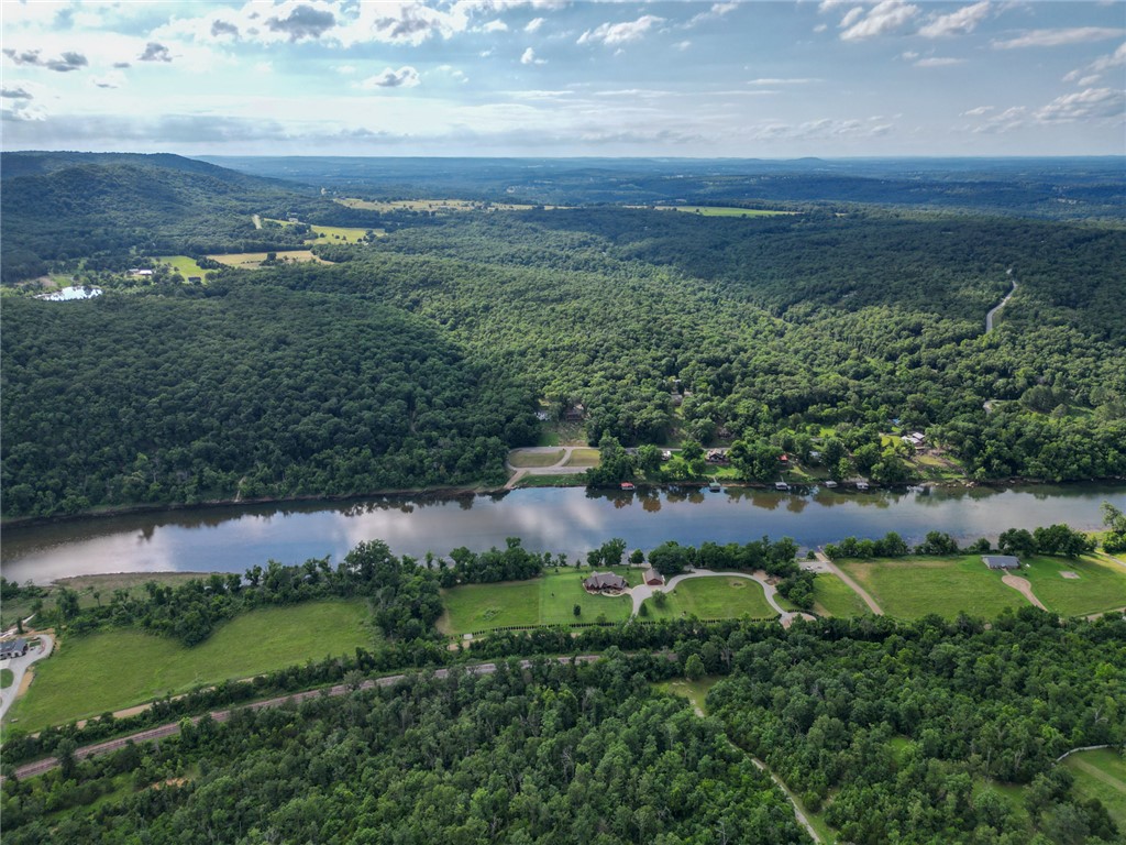 White River Valley - Land