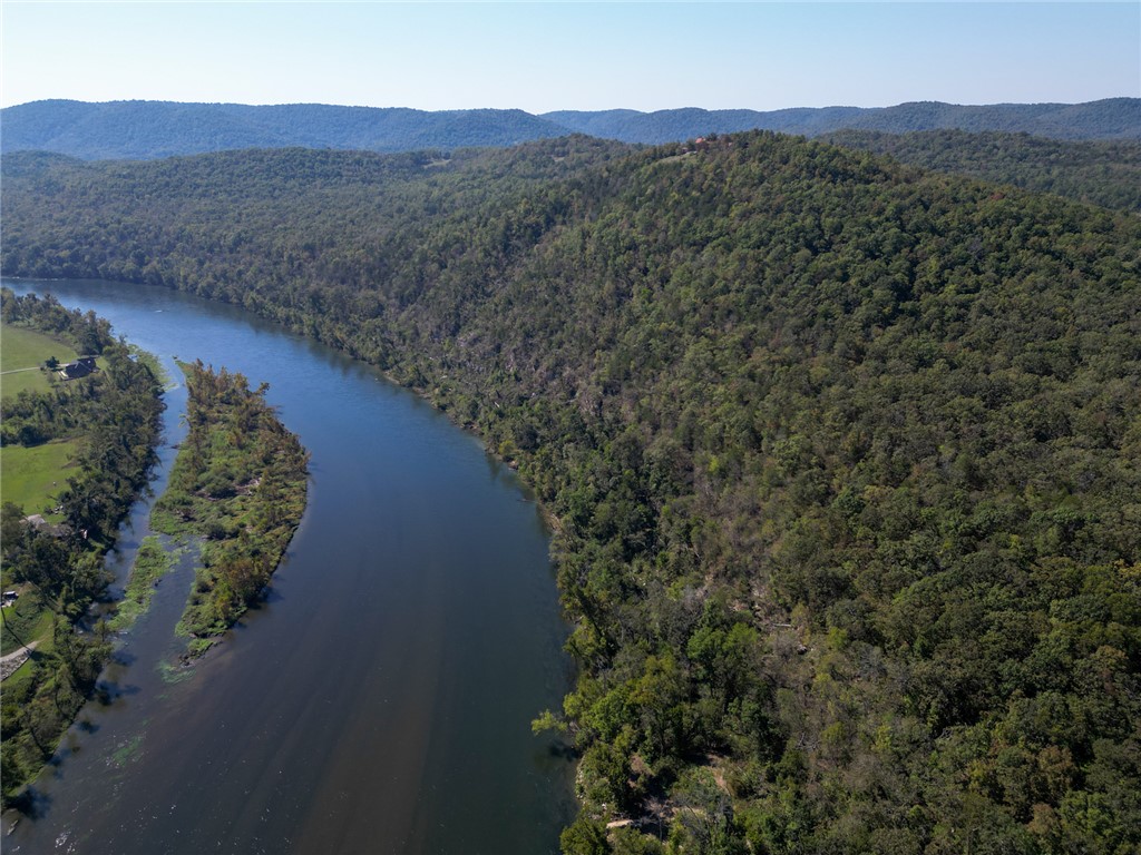 White River Valley - Land