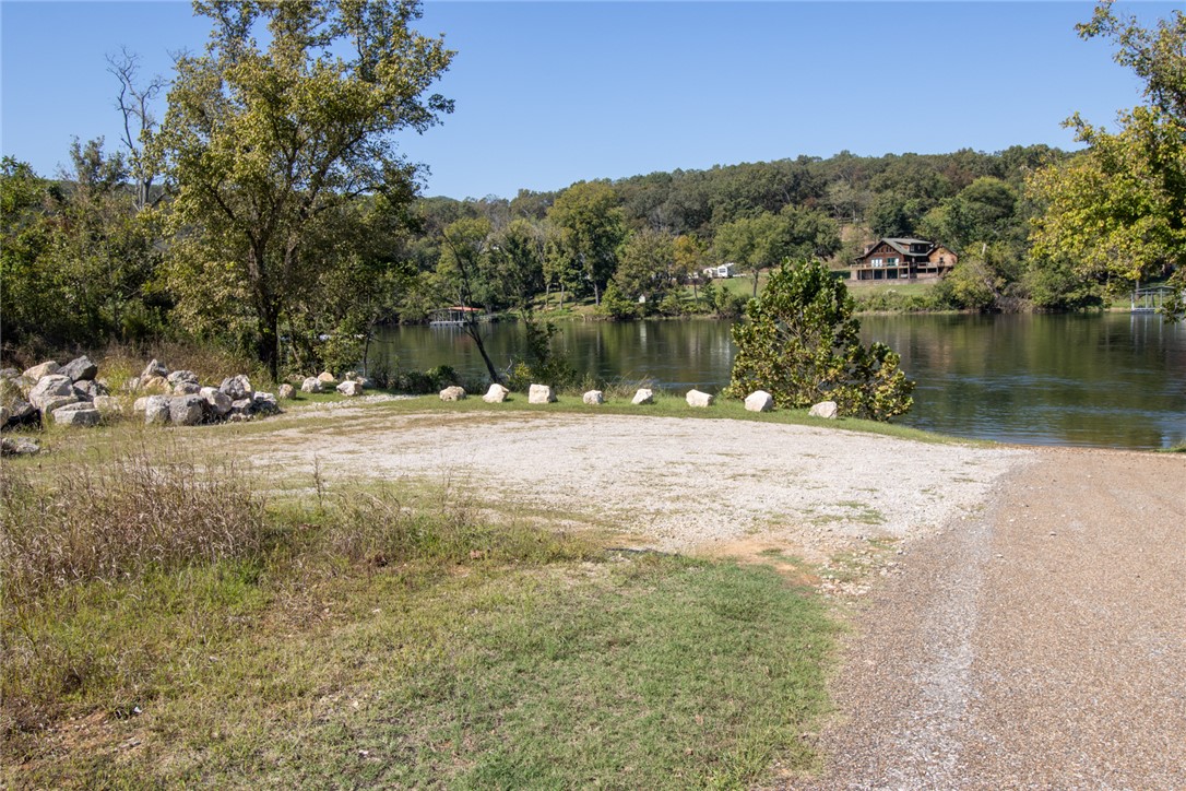 White River Valley - Land