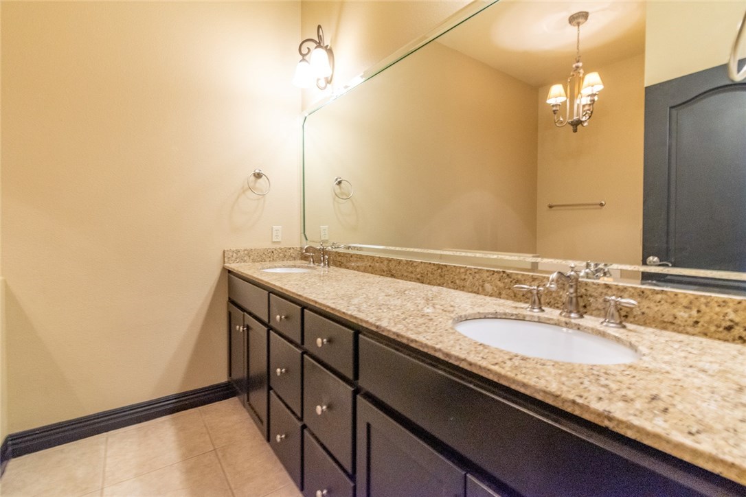 The Peaks - Residential Lease