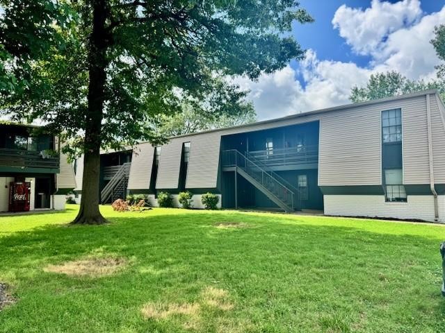 Special right now, 1/2 OFF 1st months rent with 1 yr lease! One bedroom located in Springdale! Comes with refrigerator, oven/range, and dishwasher. Laundry onsite. We process applications as we receive and once an application is approved, we reach out for deposit. Deposit secures the unit not the application. Please be aware of scams. Our application process is to be paid online through a secure portal, and we do not accept cash, CashApp, Venmo, and/or PayPal. Showings are through appointments only. Tenants responsible for all utilities - $45 water fee charged to account every month. Pictures are of like unit - same layout, finishes may vary!