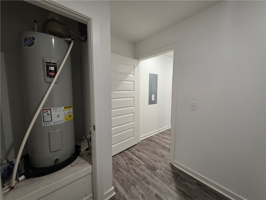 Grant Spgs Sub Decatur - Residential Lease