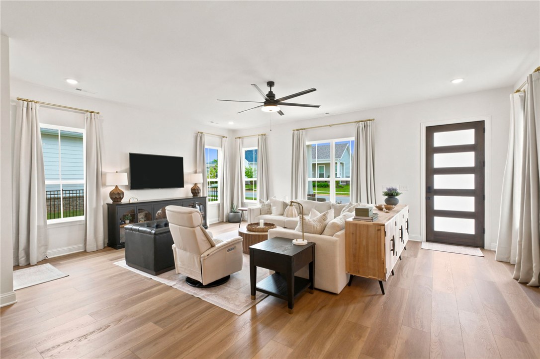 COTTAGES AT THE PARK PH III-SPRINGDALE - Residential